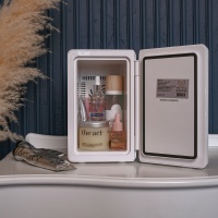 Холодильник для косметики и напитков Meyvel MB-03C1W